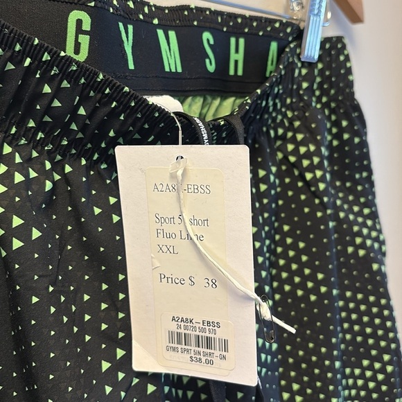 NWT Gymshark Men’s Sport 5” Shorts in Fluo Lime Size XXL - Picture 7 of 10